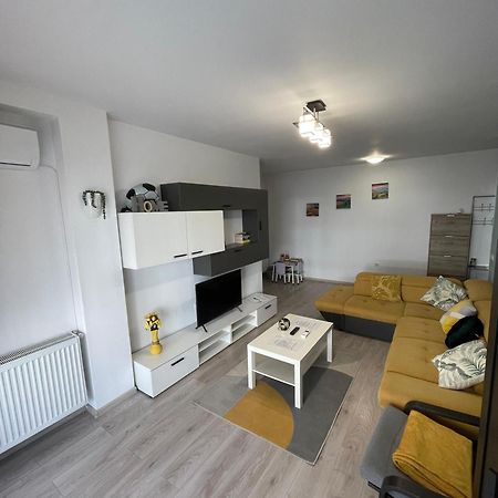 Roxi'S Apartment Σίμπιου Εξωτερικό φωτογραφία