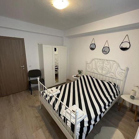 Roxi'S Apartment Σίμπιου Εξωτερικό φωτογραφία