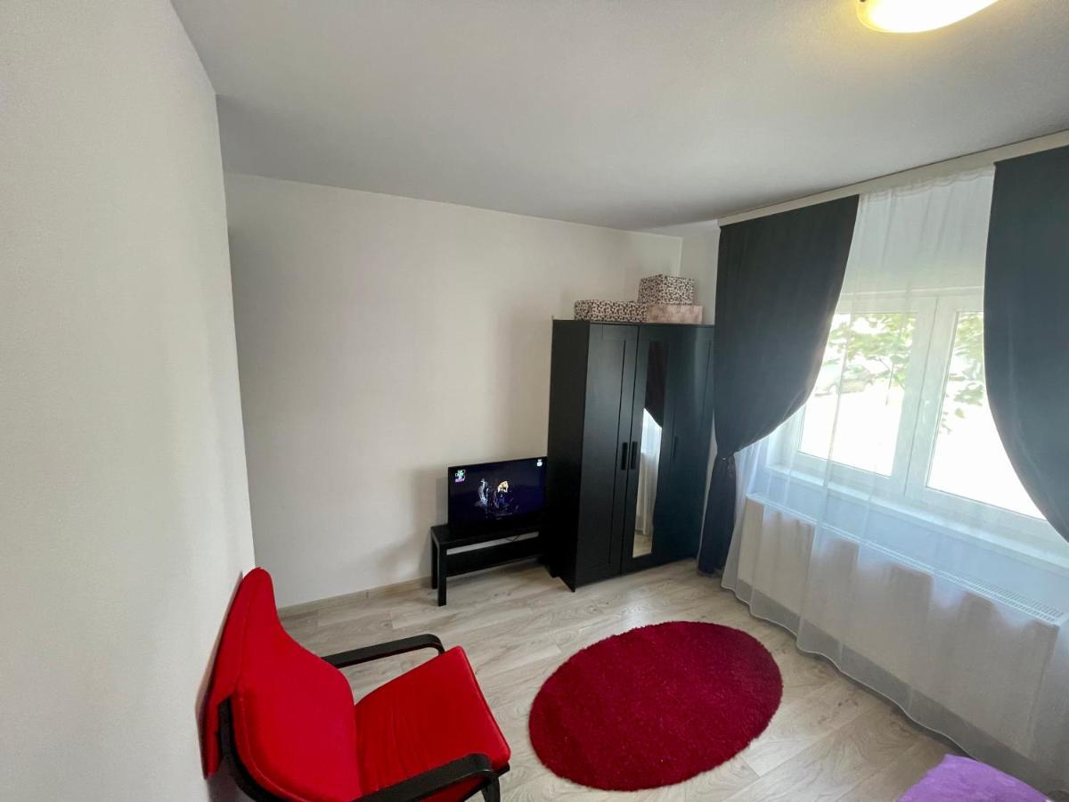 Roxi'S Apartment Σίμπιου Εξωτερικό φωτογραφία