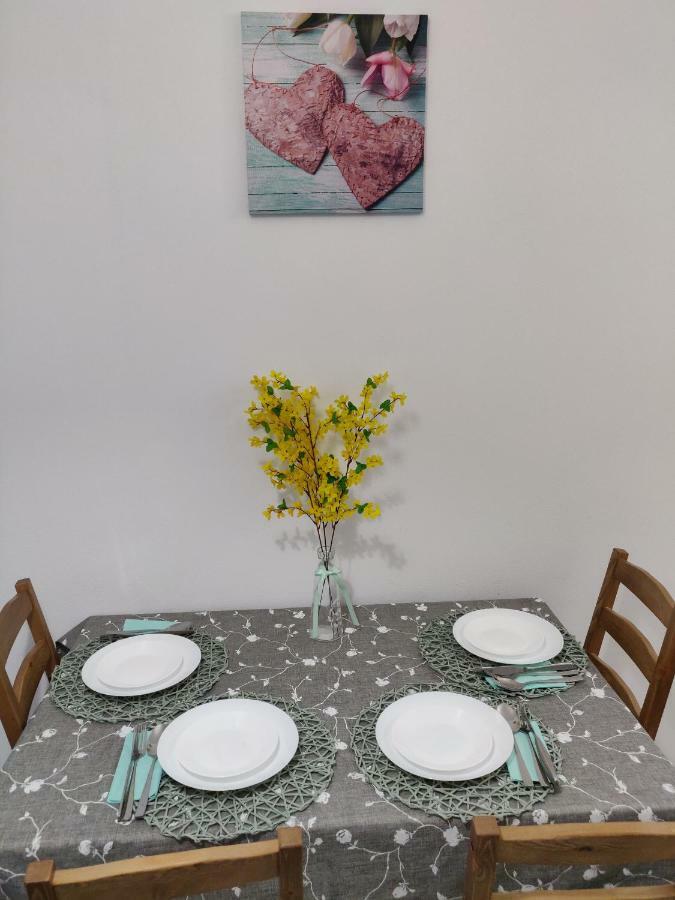 Roxi'S Apartment Σίμπιου Εξωτερικό φωτογραφία